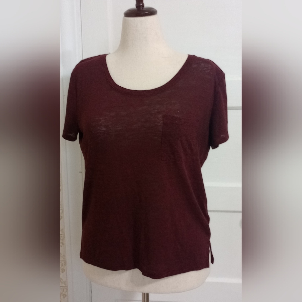 Old Navy Women's Dark Red Short Sleeve Tee